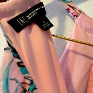 Like new.No tag on.Worn only once No perfume smell